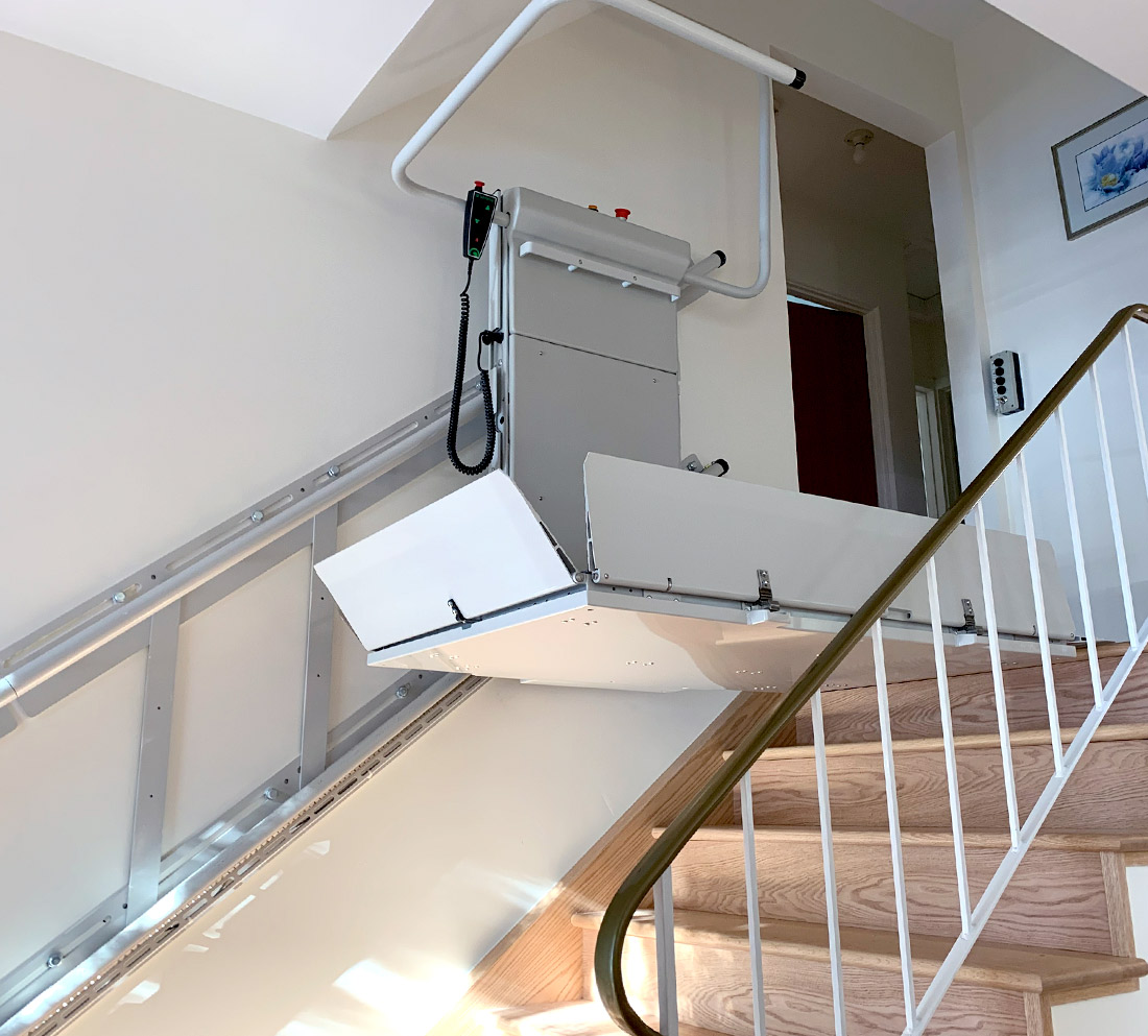 Top indoor and outdoor home wheelchair lifts Savaria Stairlift